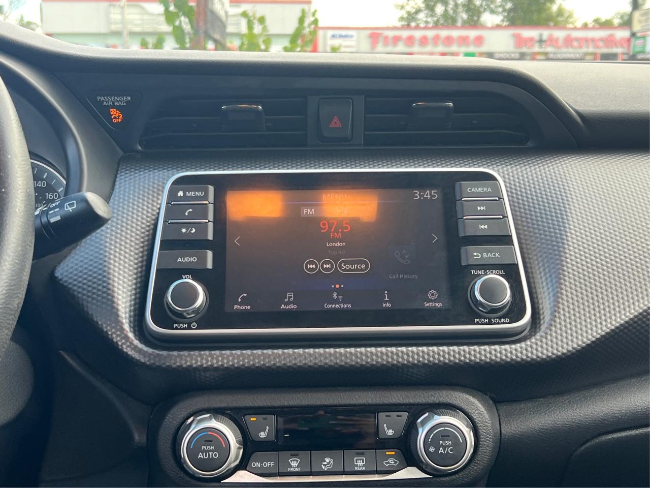 2019 Nissan Kicks SV 1 OWNER HEATD SEATS WE FINANCE ALL CREDIT Photo