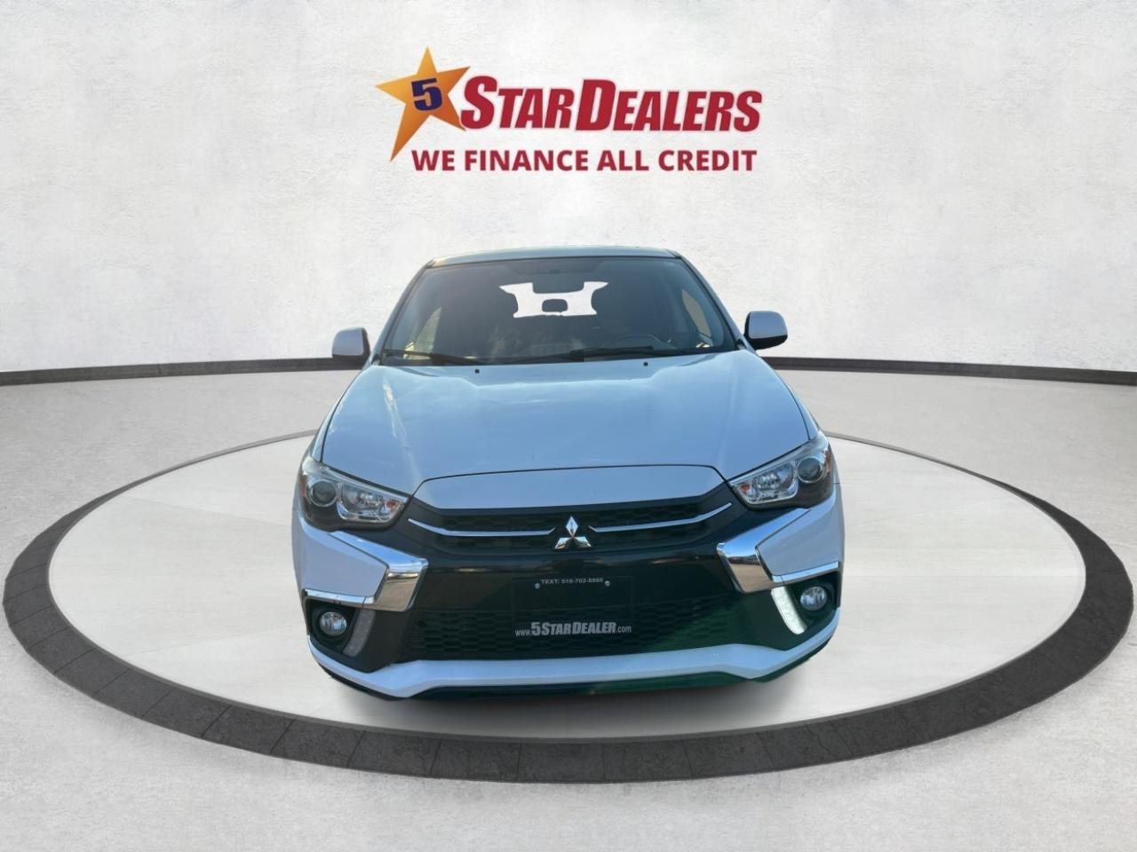 2018 Mitsubishi RVR AWD R-CAM LOADED CLEAN! WE FINANCE ALL CREDIT! Photo