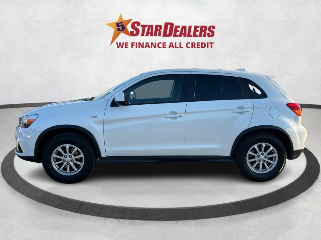 2018 Mitsubishi RVR AWD R-CAM LOADED CLEAN! WE FINANCE ALL CREDIT! Photo