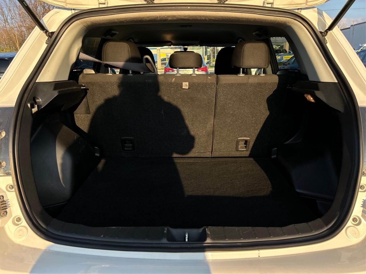 2018 Mitsubishi RVR AWD R-CAM LOADED CLEAN! WE FINANCE ALL CREDIT! Photo