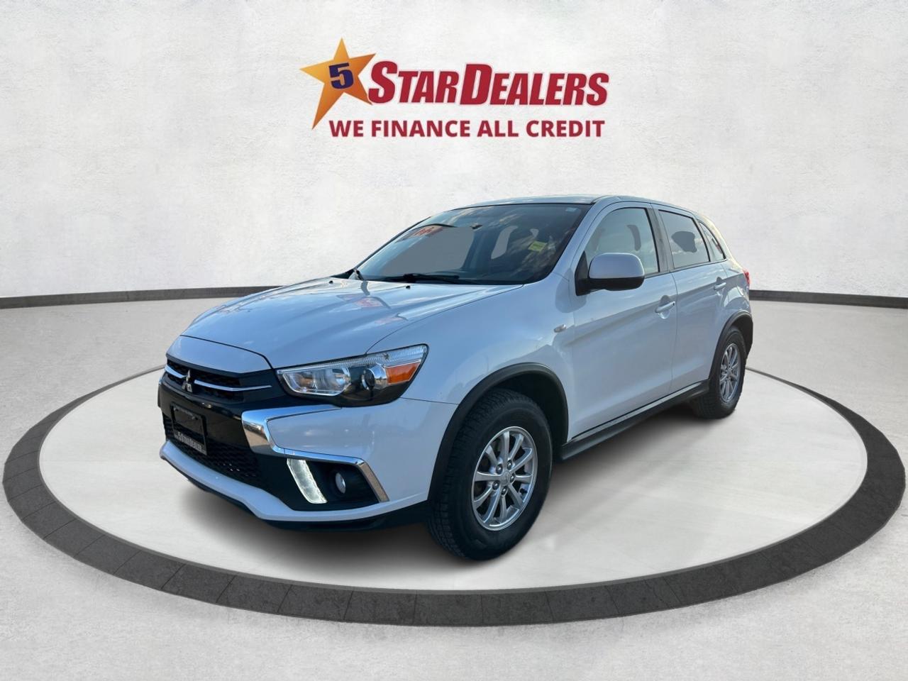 2018 Mitsubishi RVR AWD R-CAM LOADED CLEAN! WE FINANCE ALL CREDIT! Photo2