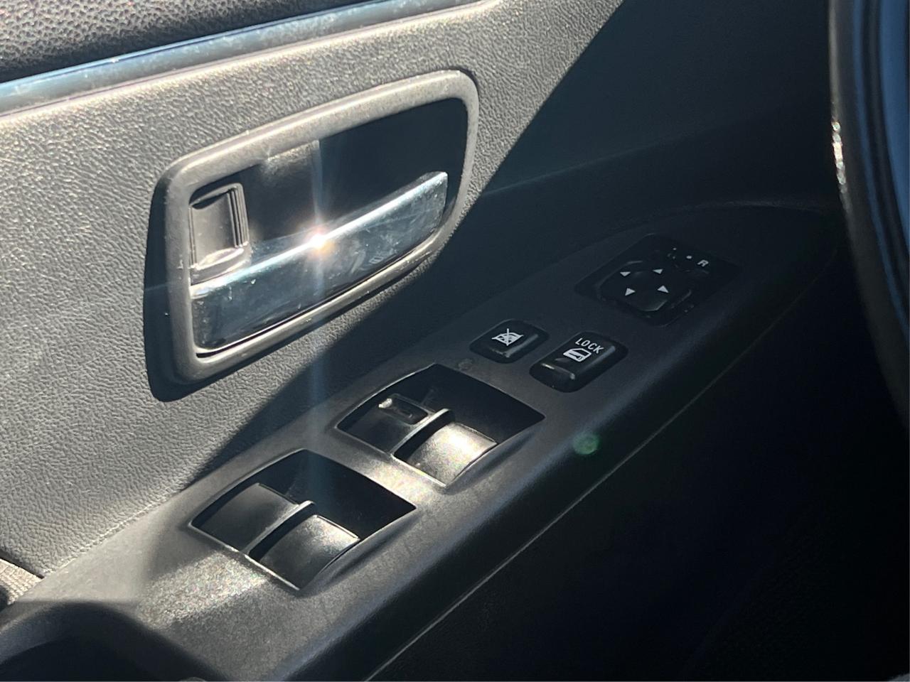 2017 Mitsubishi RVR RVR R-CAM H-SEATS LOADED! WE FINANCE ALL CREDIT! Photo