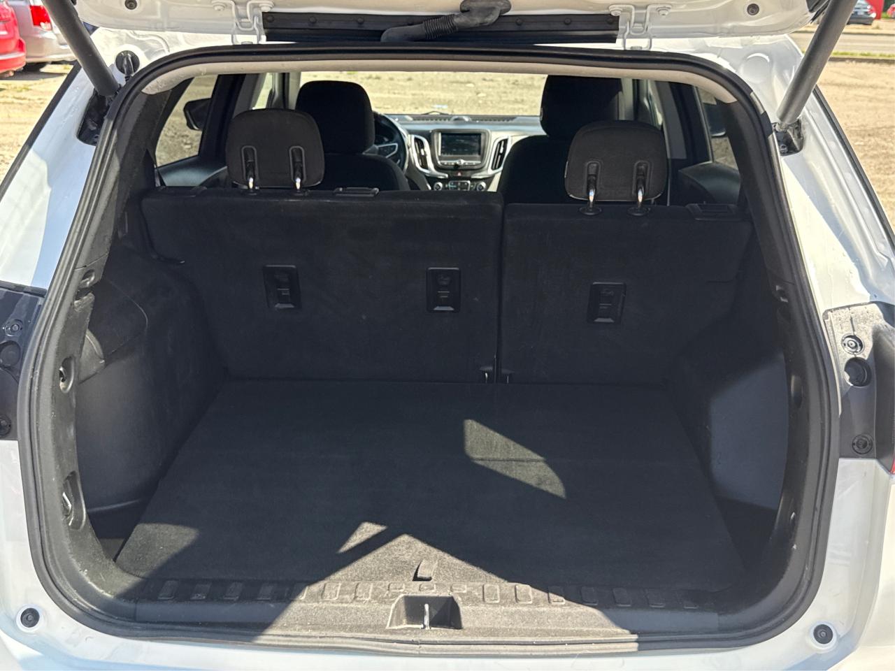 2019 Chevrolet Equinox LT HEATED SEATS LOADED WE FINANCE ALL CREDIT! Photo