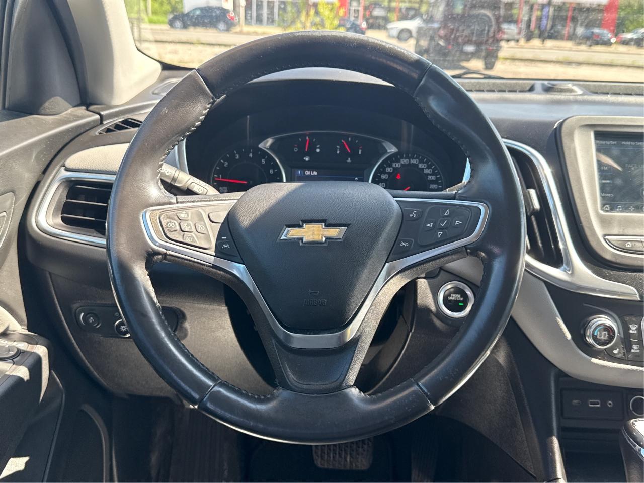2019 Chevrolet Equinox LT HEATED SEATS LOADED WE FINANCE ALL CREDIT! Photo