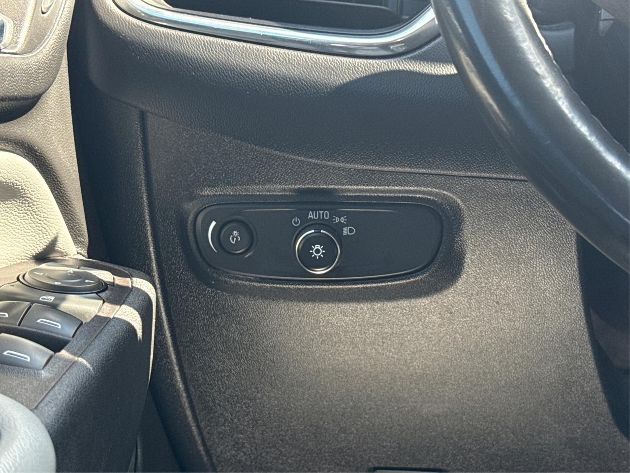 2019 Chevrolet Equinox LT CERTIFIED MINT  LOADED WE FINANCE ALL CREDIT! Photo