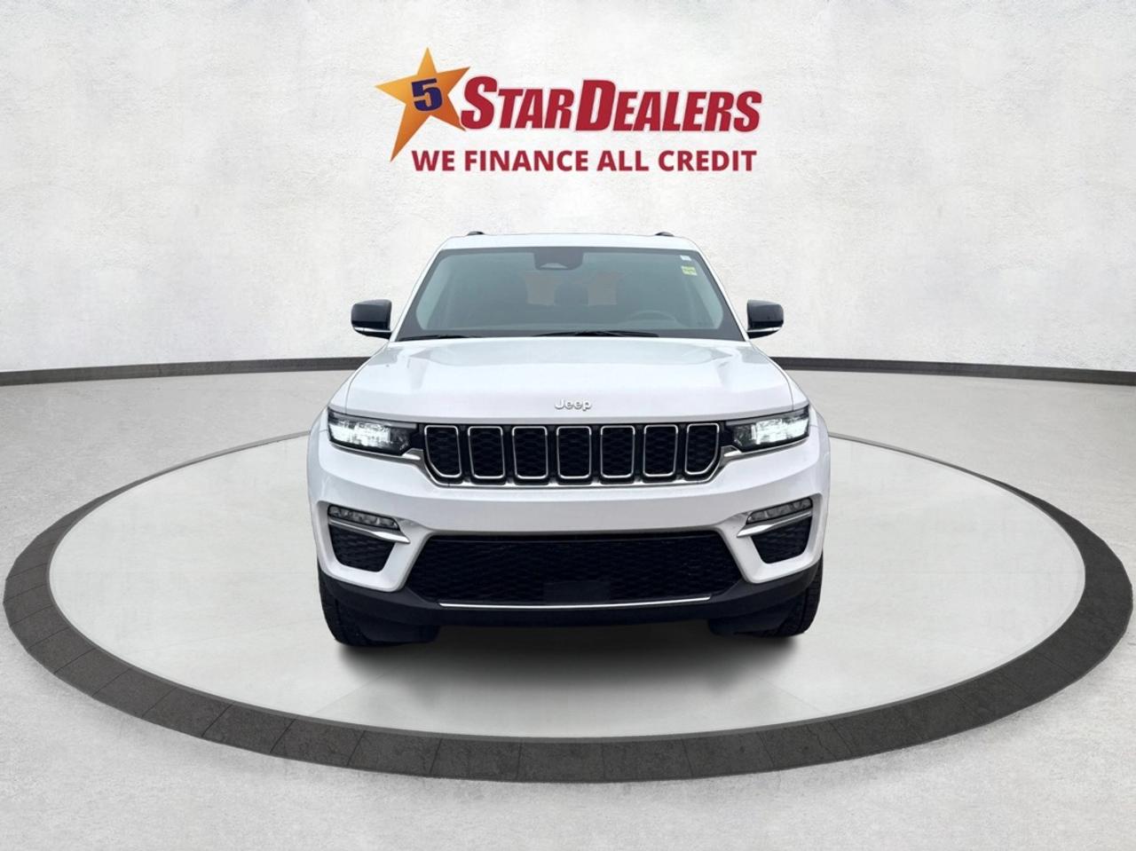 2023 Jeep Grand Cherokee NAV LEATHER HEATED SEATS! WE FINANCE ALL CREDIT! Photo