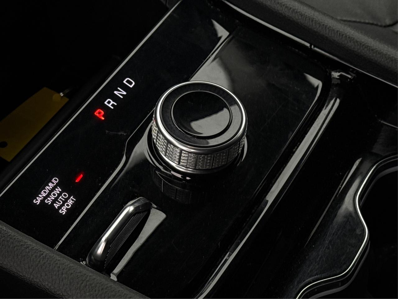 2023 Jeep Grand Cherokee NAV LEATHER HEATED SEATS! WE FINANCE ALL CREDIT! Photo