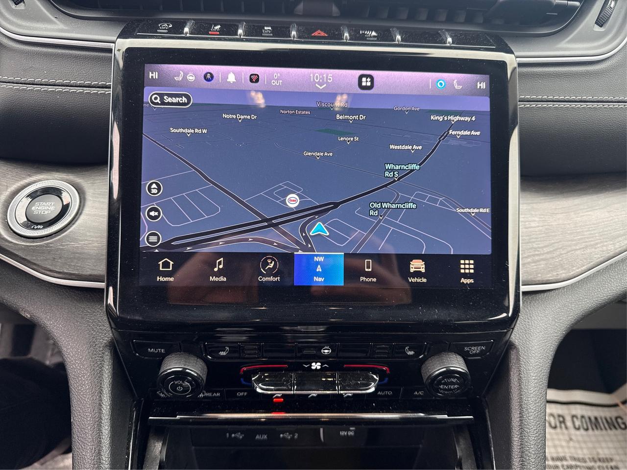 2023 Jeep Grand Cherokee NAV LEATHER HEATED SEATS! WE FINANCE ALL CREDIT! Photo