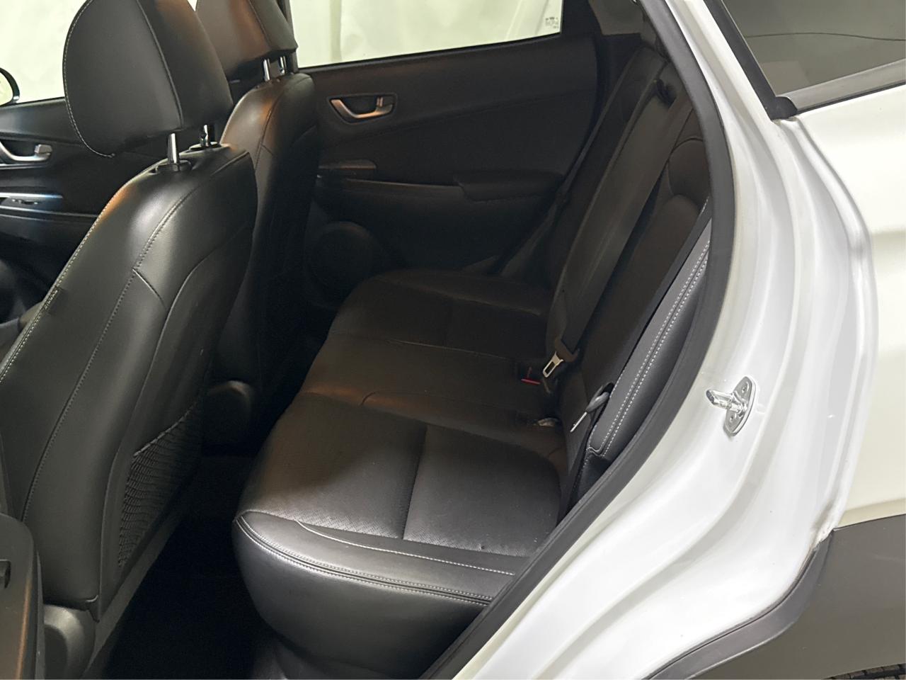 2020 Hyundai KONA Luxury LEATHER SUNROOF MINT WE FINANCE ALL CREDIT! Photo