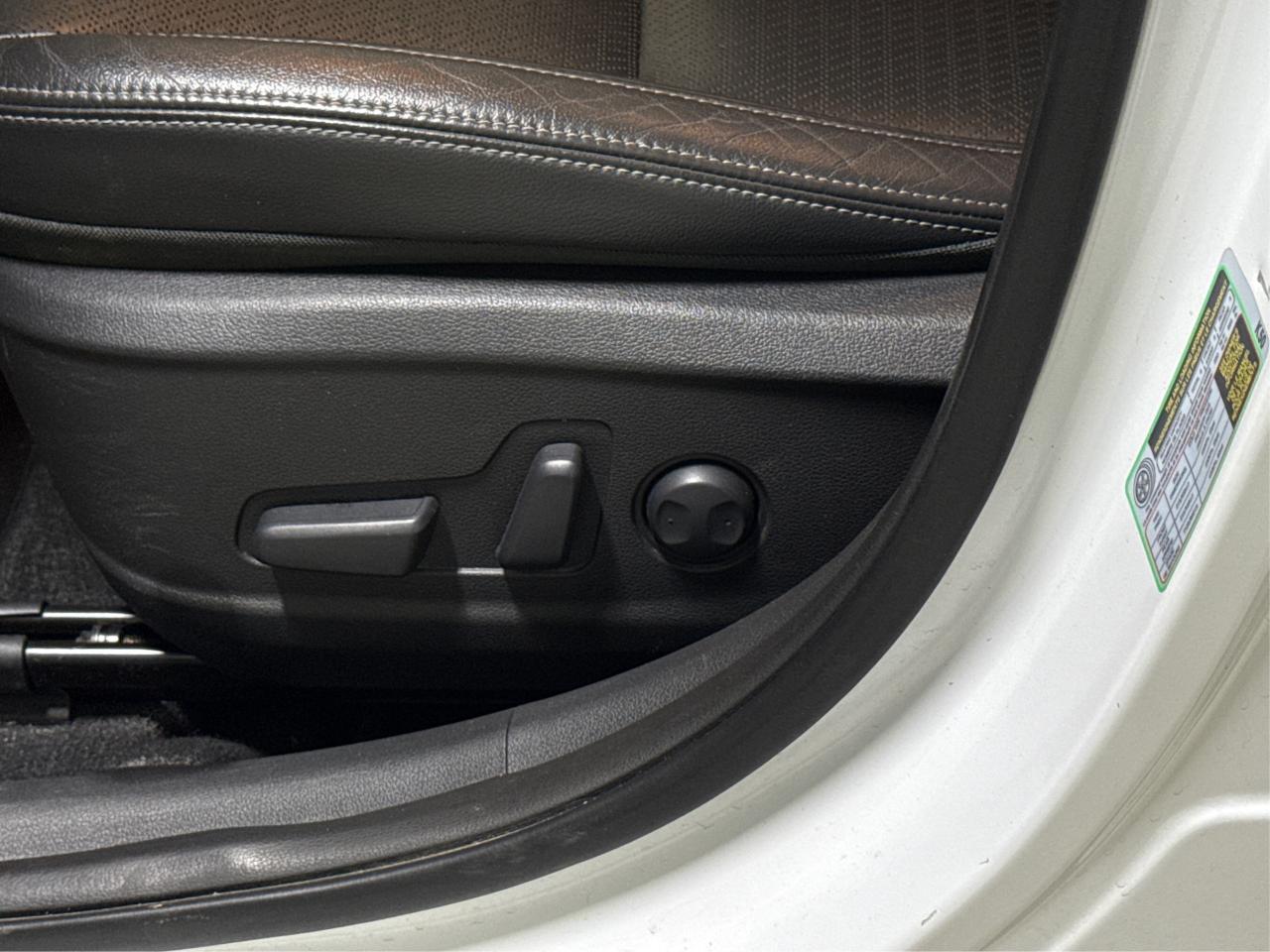 2020 Hyundai KONA Luxury LEATHER SUNROOF MINT WE FINANCE ALL CREDIT! Photo