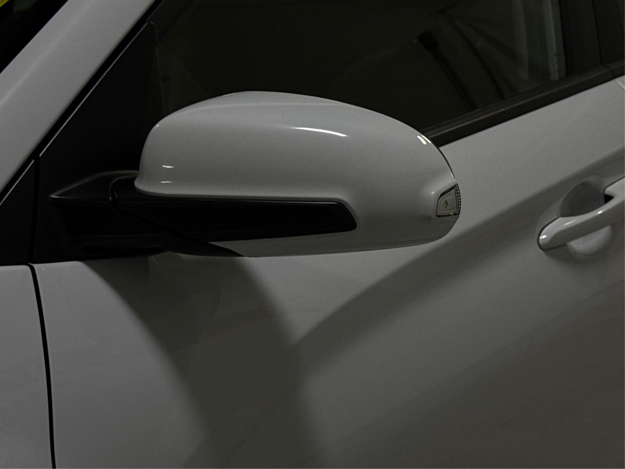 2020 Hyundai KONA Luxury LEATHER SUNROOF MINT WE FINANCE ALL CREDIT! Photo