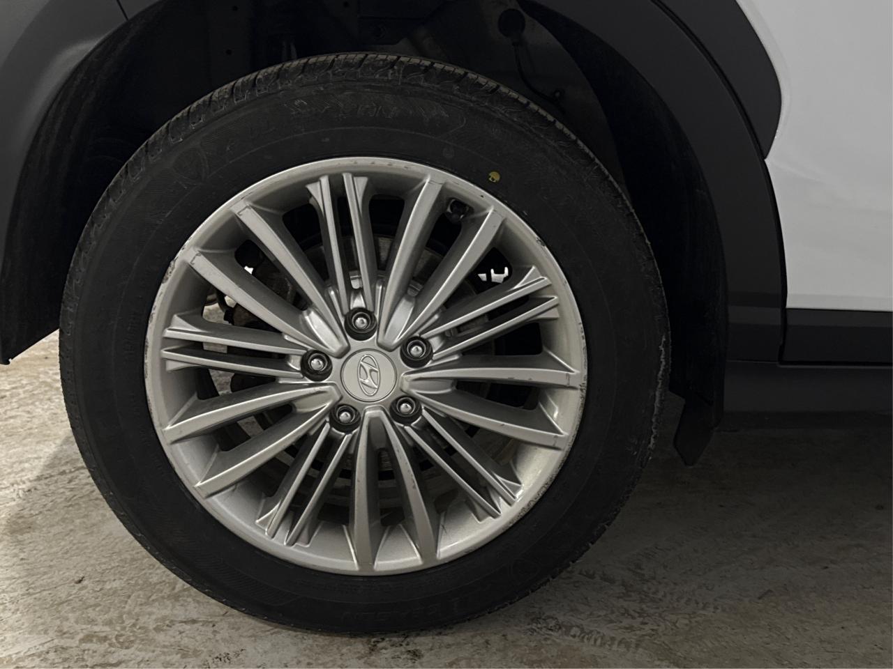 2020 Hyundai KONA Luxury LEATHER SUNROOF MINT WE FINANCE ALL CREDIT! Photo