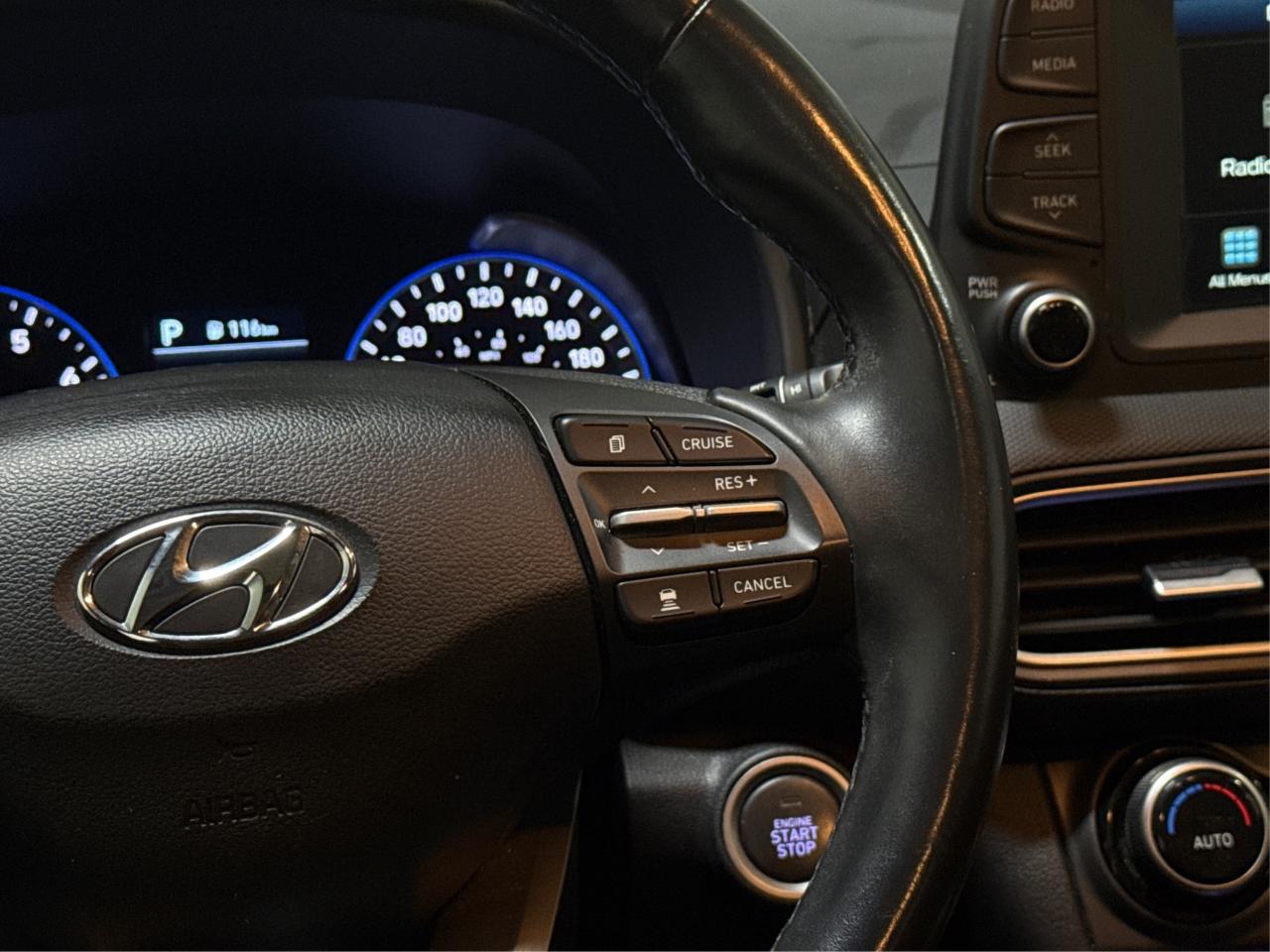 2020 Hyundai KONA Luxury LEATHER SUNROOF MINT WE FINANCE ALL CREDIT! Photo