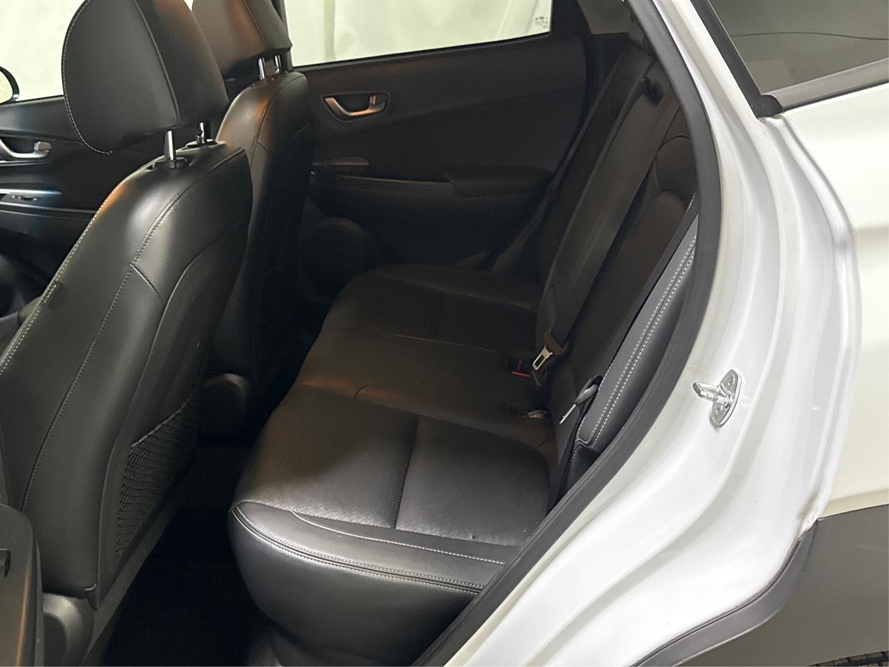 2020 Hyundai KONA Luxury LEATHER SUNROOF MINT WE FINANCE ALL CREDIT! Photo