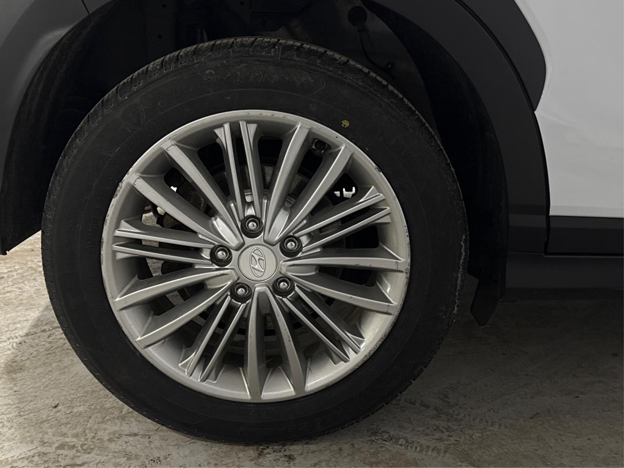 2020 Hyundai KONA Luxury LEATHER SUNROOF MINT WE FINANCE ALL CREDIT! Photo