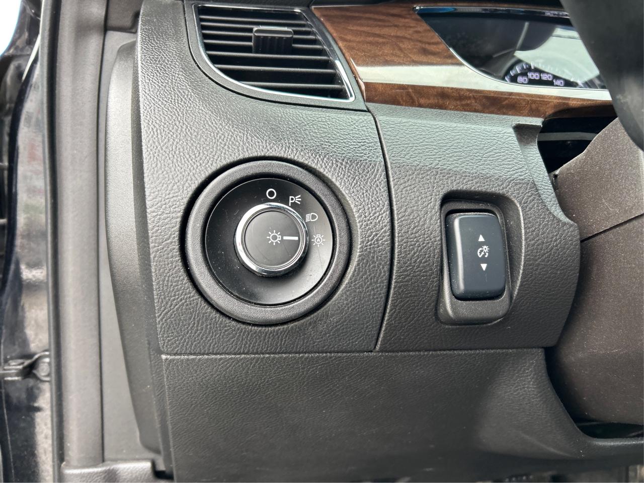 2016 Ford Taurus Limited AWD LEATHER NAV ROOF WE FINANCE ALL CREDIT Photo