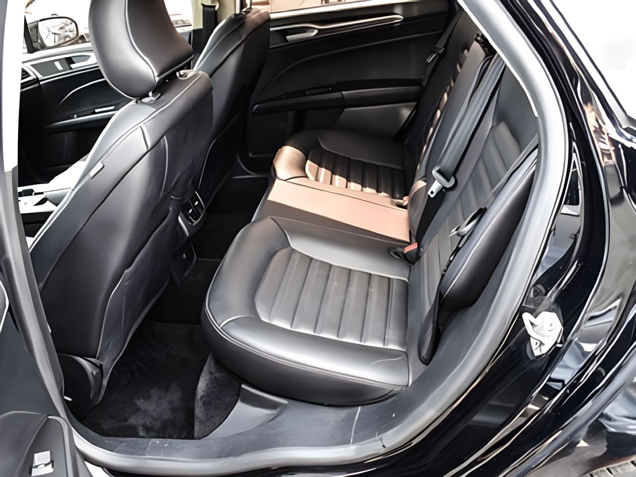 2017 Ford Fusion AWD NAV LEATHER ROOF LOADED WE FINANCE ALL CREDIT Photo