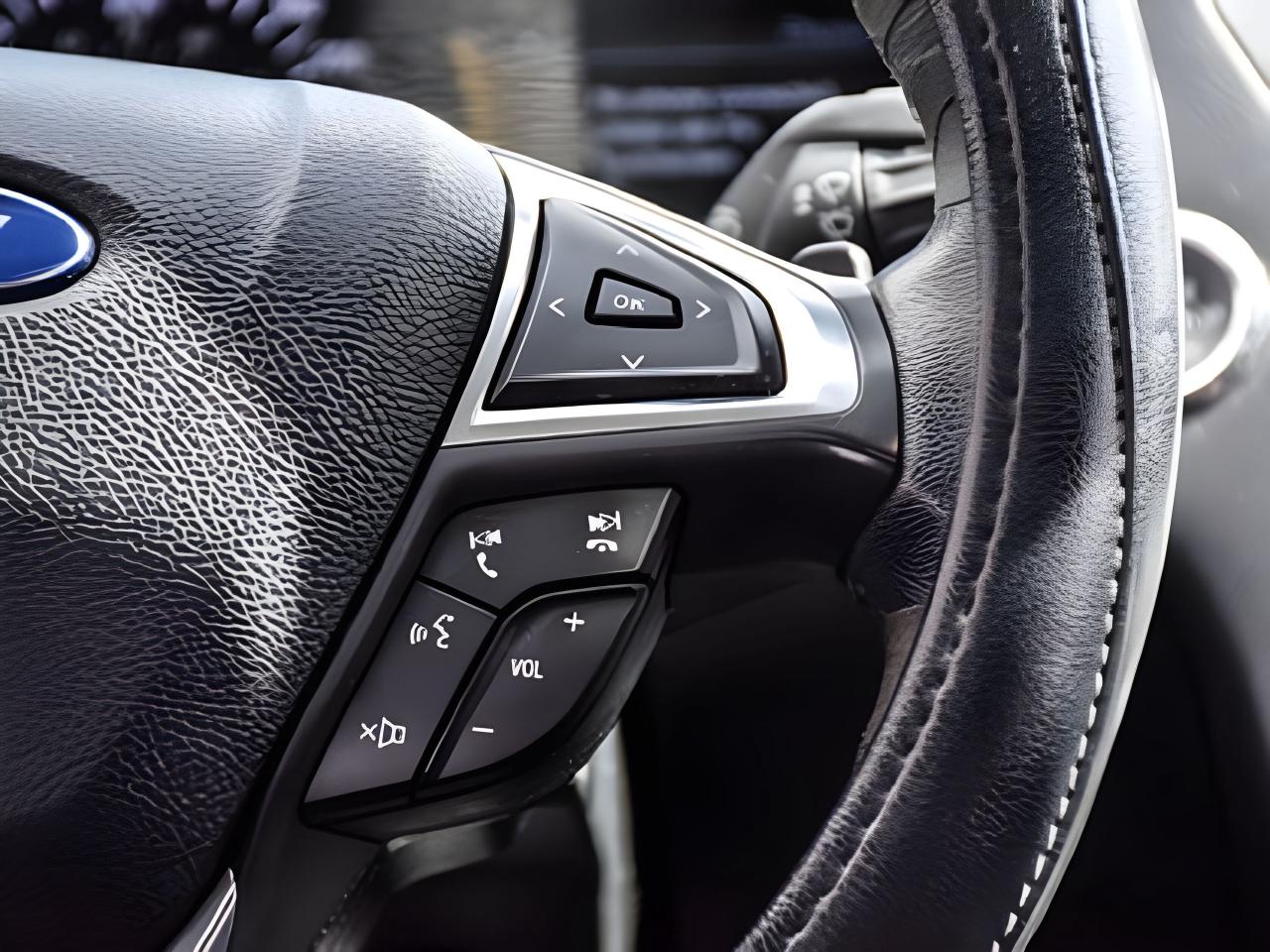 2017 Ford Fusion AWD NAV LEATHER ROOF LOADED WE FINANCE ALL CREDIT Photo