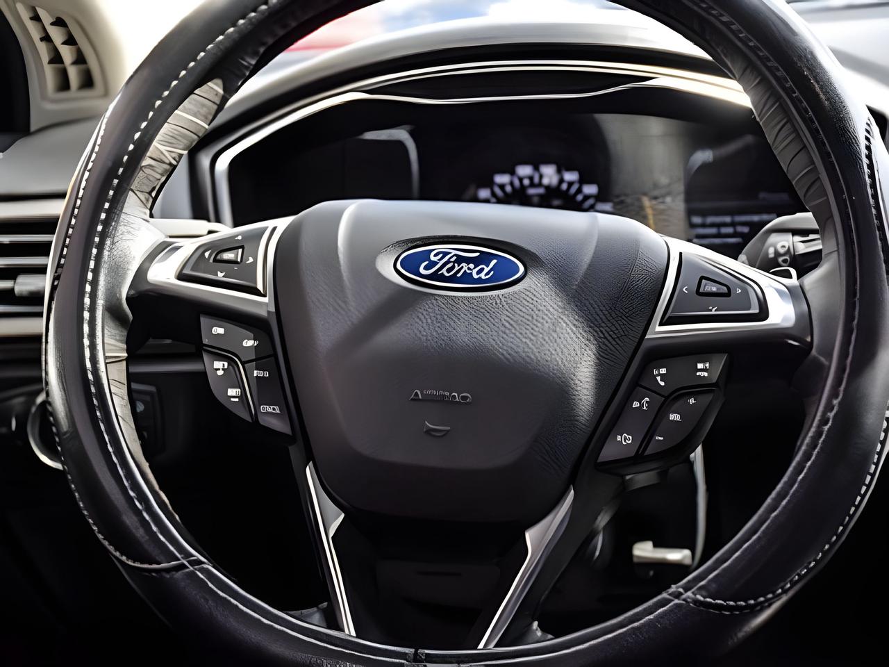 2017 Ford Fusion AWD NAV LEATHER ROOF LOADED WE FINANCE ALL CREDIT Photo