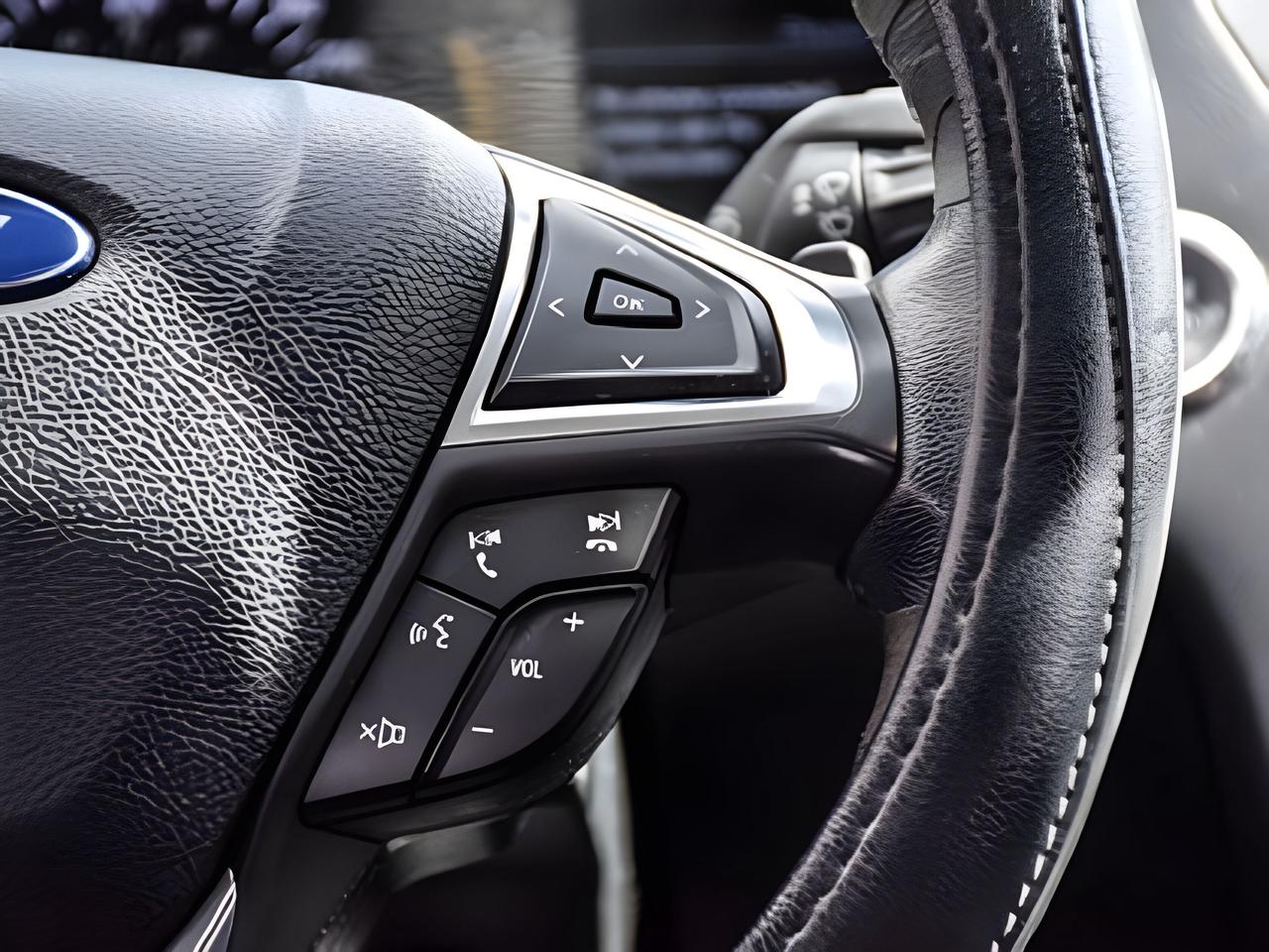 2017 Ford Fusion AWD NAV LEATHER ROOF LOADED WE FINANCE ALL CREDIT Photo