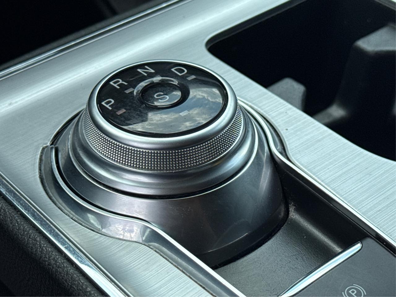 2022 Ford Edge NAV LEATHER HEATED SEATS! WE FINANCE ALL CREDIT! Photo