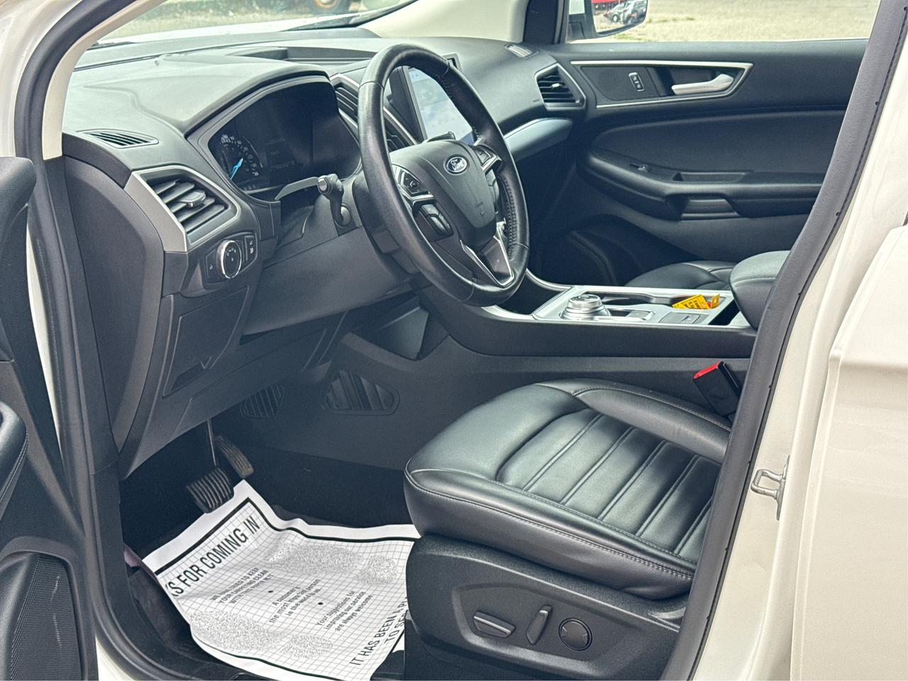 2022 Ford Edge NAV LEATHER HEATED SEATS! WE FINANCE ALL CREDIT! Photo