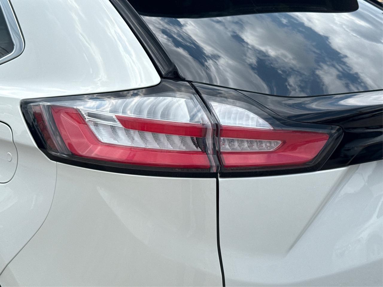 2022 Ford Edge NAV LEATHER HEATED SEATS! WE FINANCE ALL CREDIT! Photo