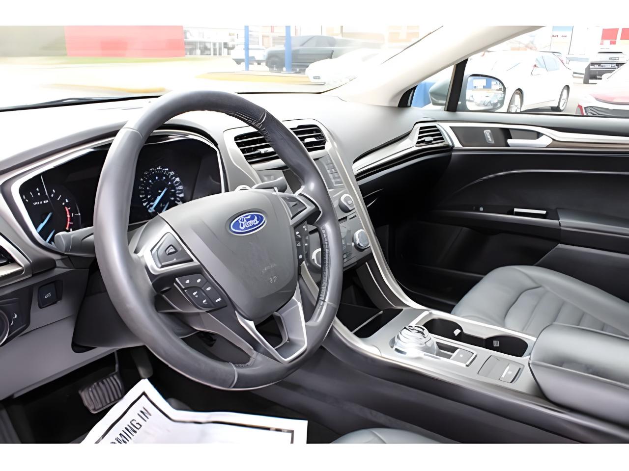 2018 Ford Fusion LEATHER SUNROOF LOADED WE FINANCE ALL CREDIT Photo