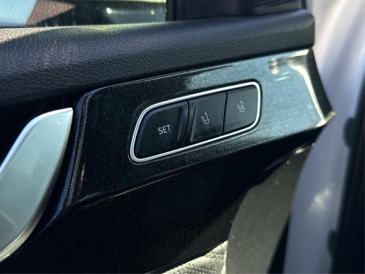 2020 Hyundai PALISADE AWD NAV LEATHER SUNROOF WE FINANCE ALL CREDIT! Photo