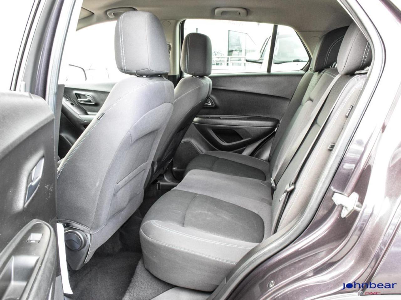 2015 Chevrolet Trax LS Photo