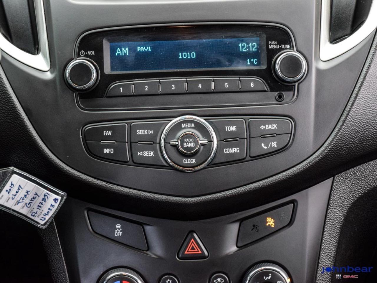 2015 Chevrolet Trax LS Photo