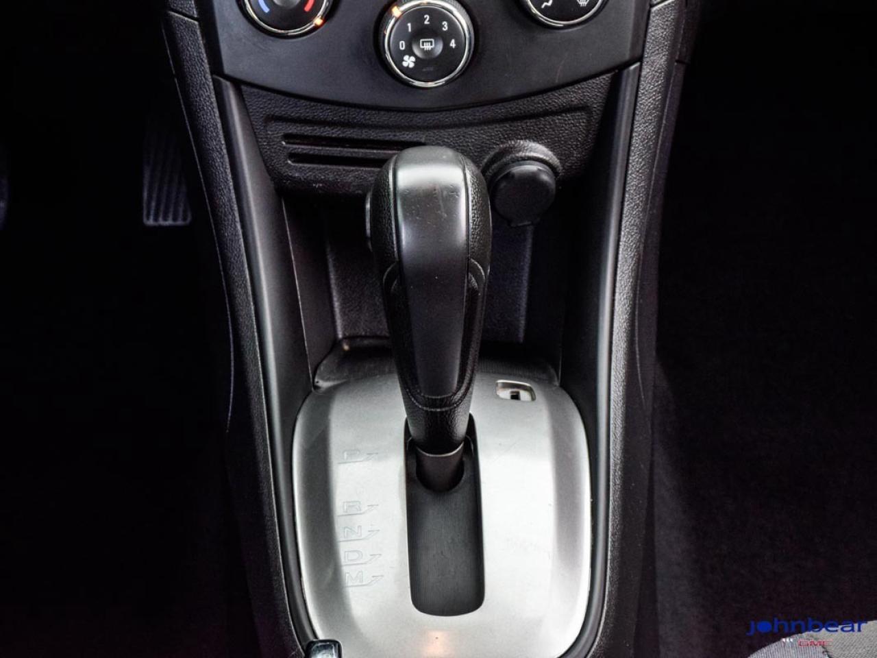 2015 Chevrolet Trax LS Photo