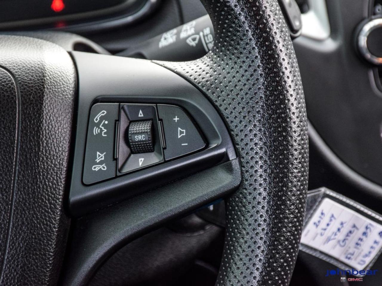 2015 Chevrolet Trax LS Photo