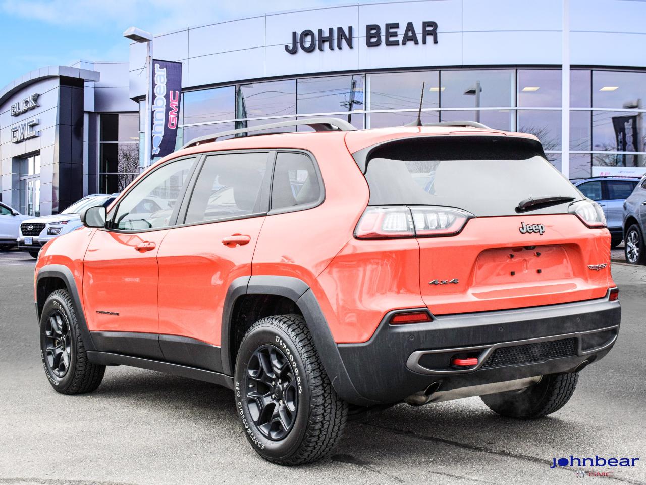 2021 Jeep Cherokee Trailhawk Elite Photo3