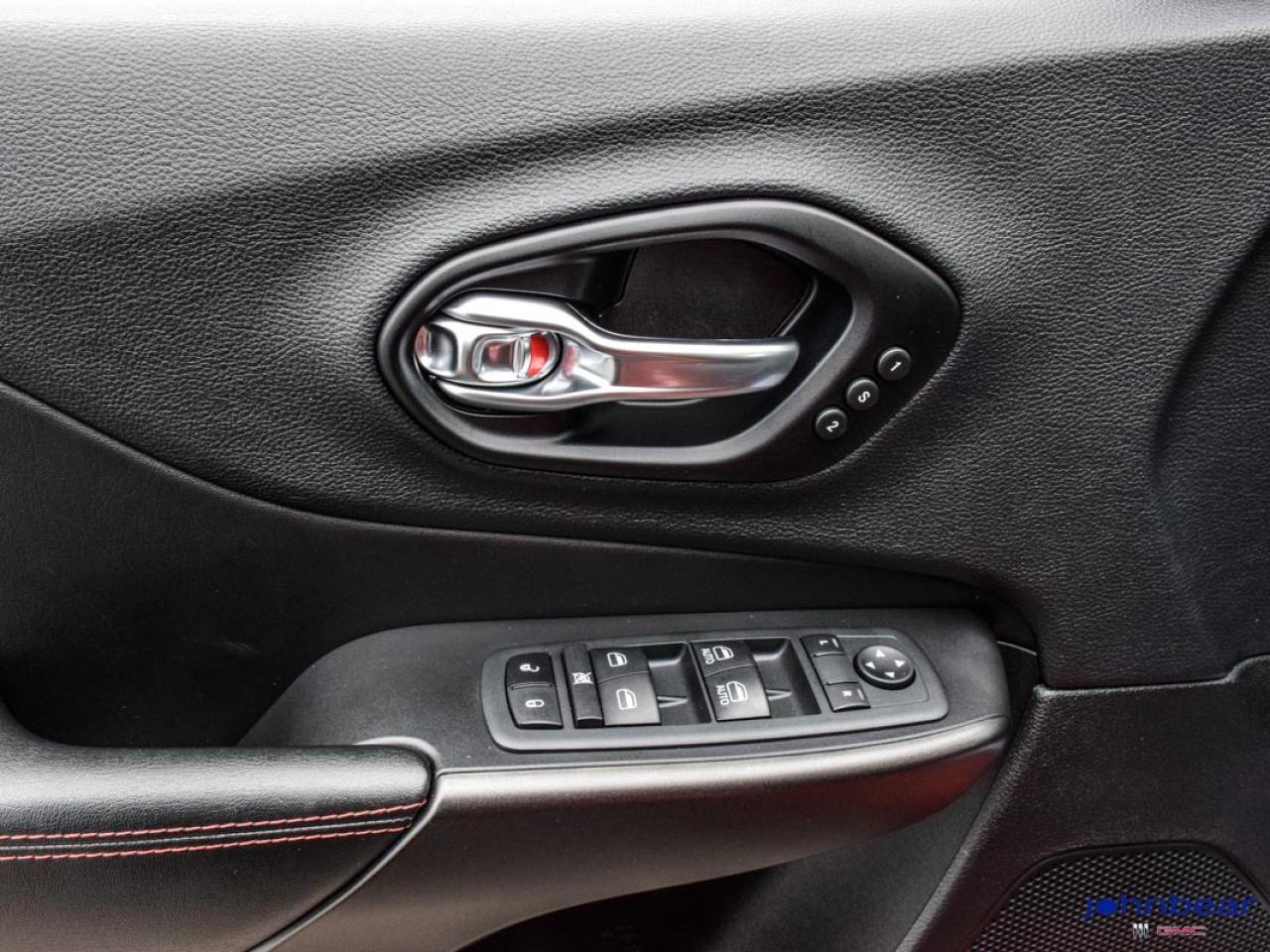 2021 Jeep Cherokee Trailhawk Elite Photo