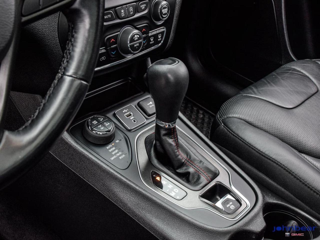 2021 Jeep Cherokee Trailhawk Elite Photo