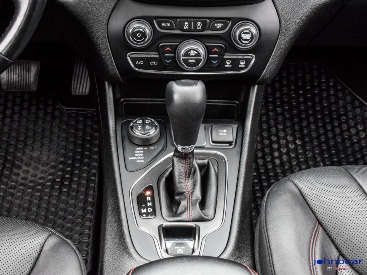 2021 Jeep Cherokee Trailhawk Elite Photo