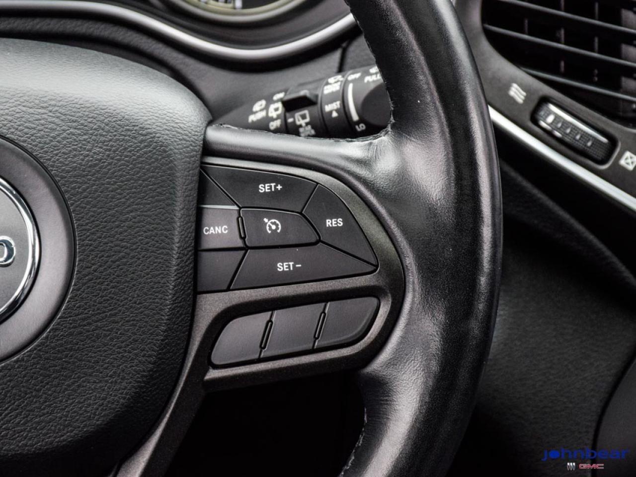 2021 Jeep Cherokee Trailhawk Elite Photo