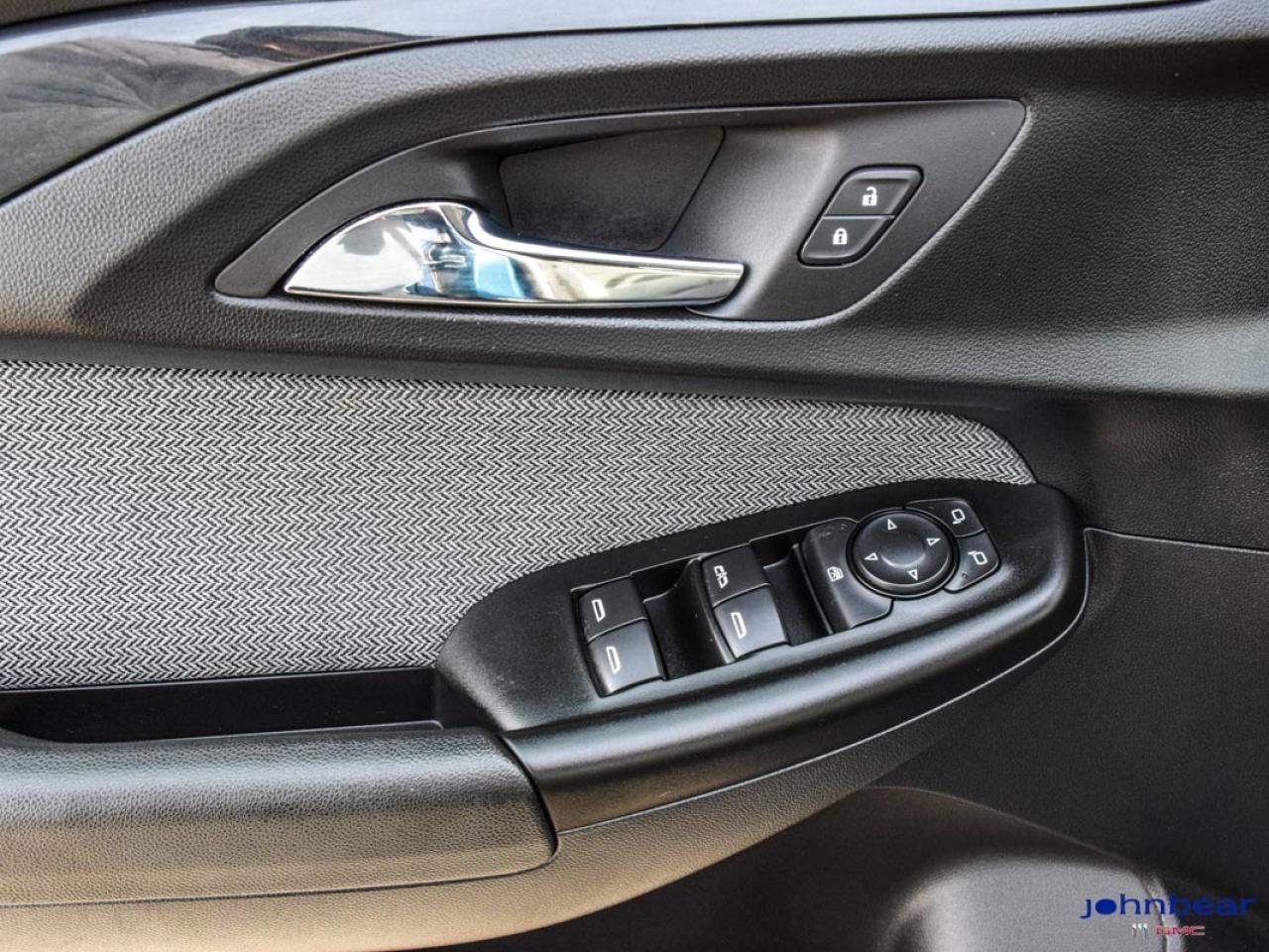 2021 Chevrolet TrailBlazer LT Photo