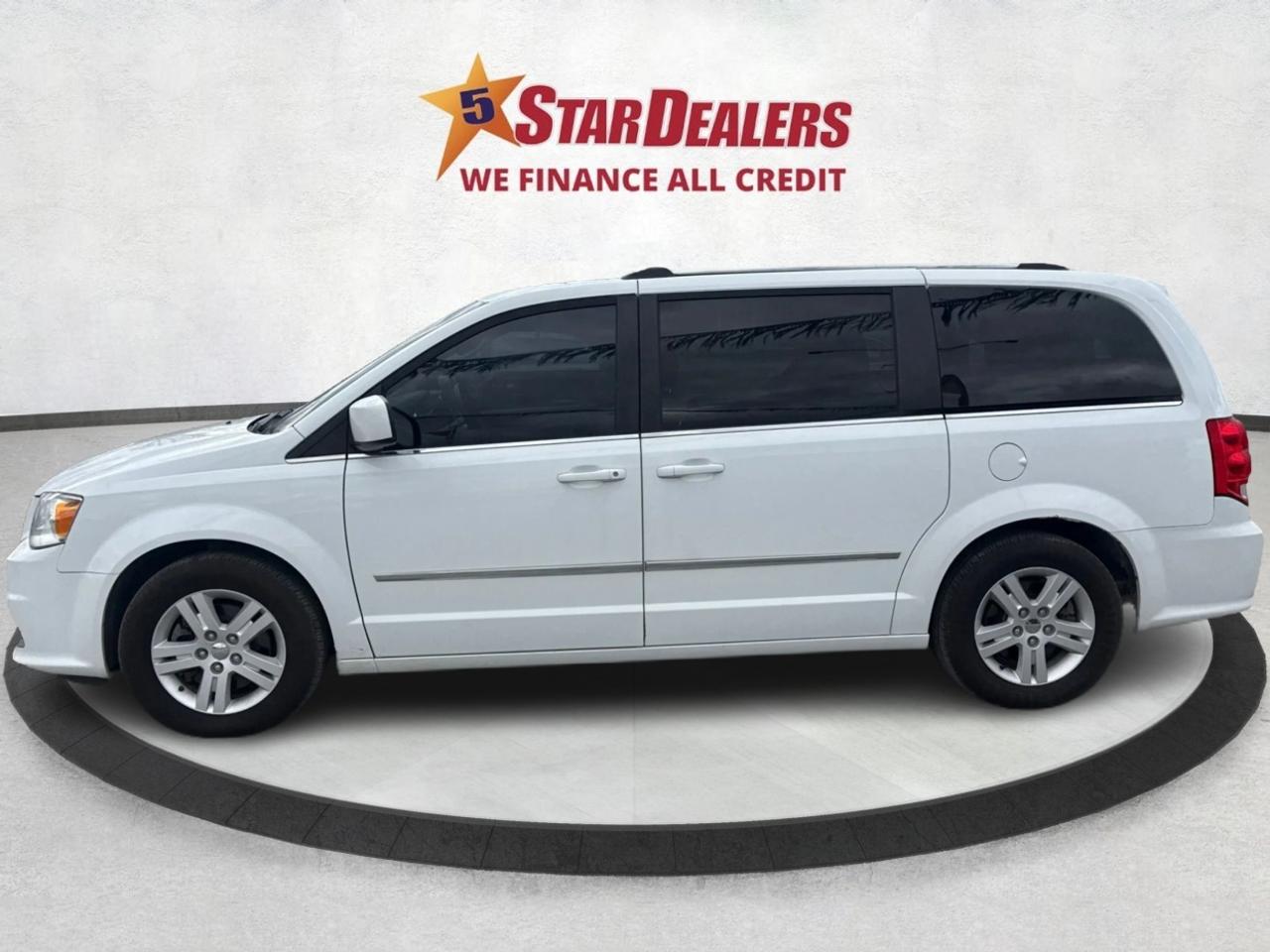 2016 Dodge Grand Caravan CERTIFIED V6 LEATHER CLEAN! WE FINANCE ALL CREDIT! Photo3