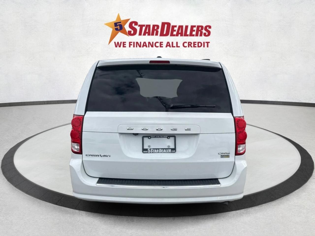 2016 Dodge Grand Caravan CERTIFIED V6 LEATHER CLEAN! WE FINANCE ALL CREDIT! Photo