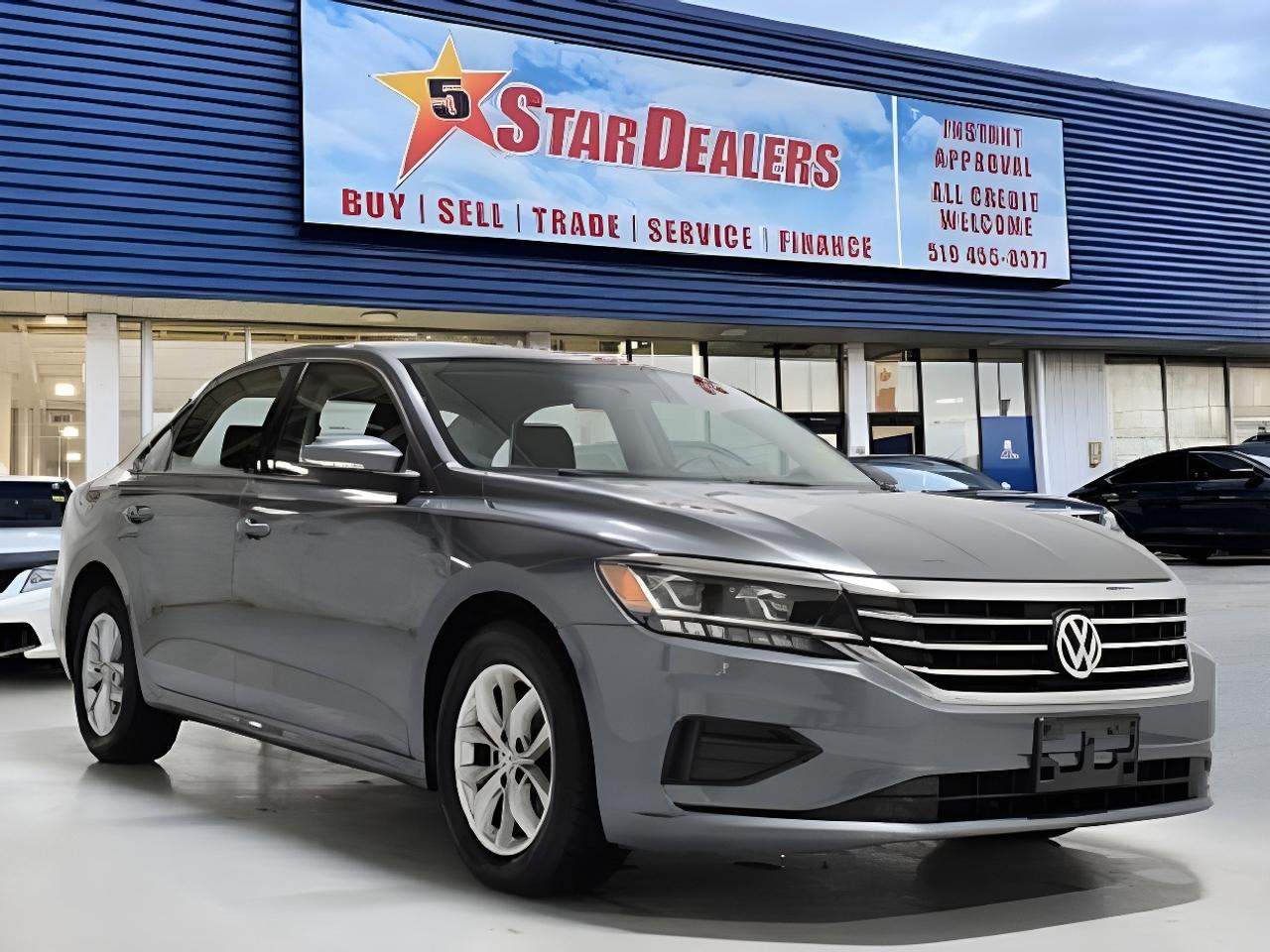 2020 Volkswagen Passat Comfortline EXCELLENT CONDITION WE FINANCE ALL CR. Photo