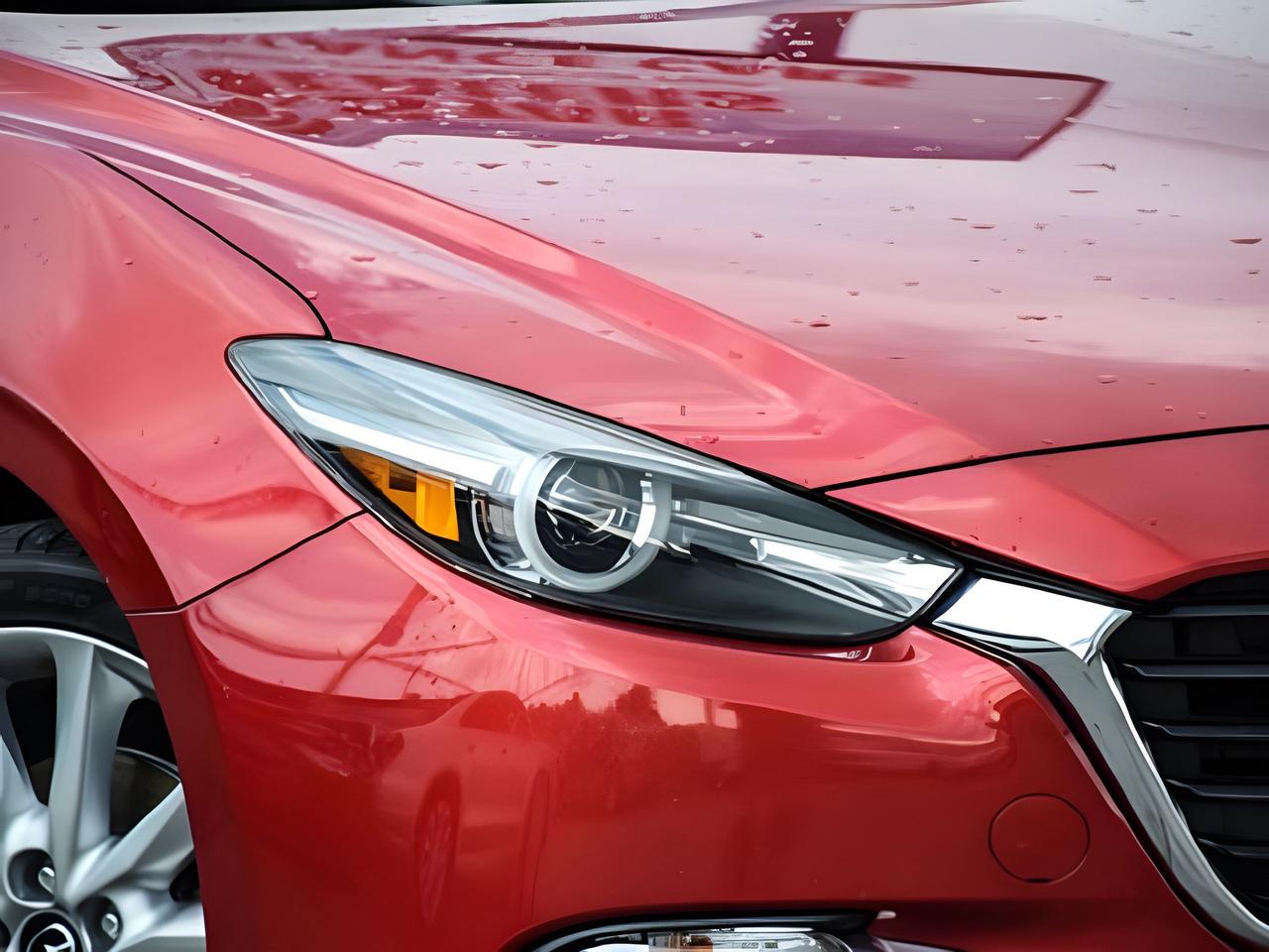 2017 Mazda MAZDA3 Auto GT NAV LEATHER ROOF LOADED WE FINANCE ALL CR. Photo