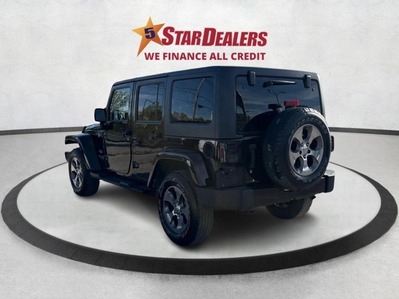 2018 Jeep Wrangler JK Unlimited CRUISE HEATED SEATS REAR CAM WE FINANCE ALL CREDIT Photo