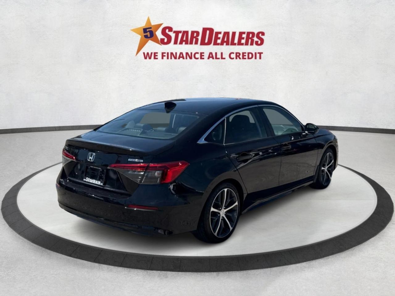 2022 Honda Civic Sedan Touring NAV LEATHER SUNROOF! WE FINANCE ALL CREDIT Photo