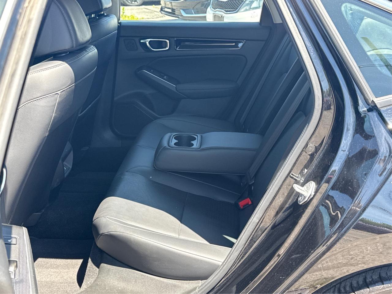 2022 Honda Civic Sedan Touring NAV LEATHER SUNROOF! WE FINANCE ALL CREDIT Photo