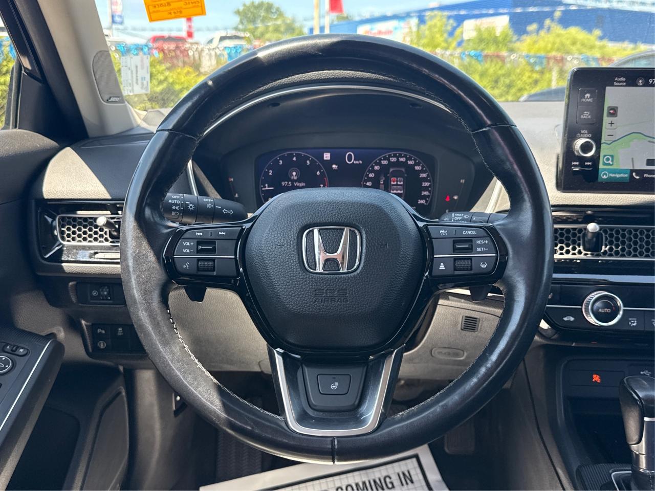 2022 Honda Civic Sedan Touring NAV LEATHER SUNROOF! WE FINANCE ALL CREDIT Photo