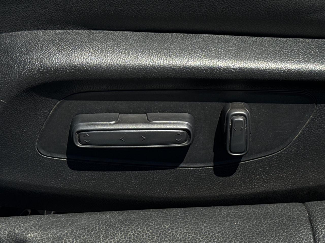 2022 Honda Civic Sedan Touring NAV LEATHER SUNROOF! WE FINANCE ALL CREDIT Photo