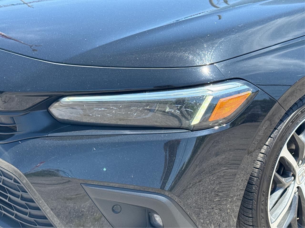 2022 Honda Civic Sedan Touring NAV LEATHER SUNROOF! WE FINANCE ALL CREDIT Photo