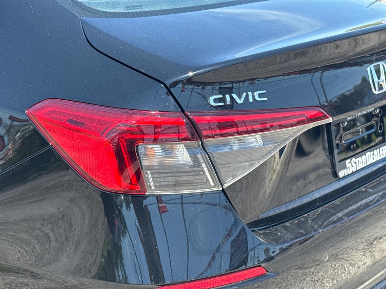 2022 Honda Civic Sedan Touring NAV LEATHER SUNROOF! WE FINANCE ALL CREDIT Photo